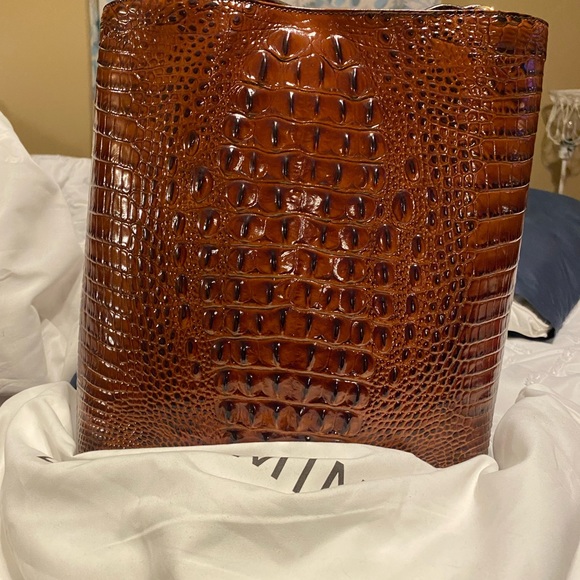 Pecan bucket purse - Picture 3 of 4